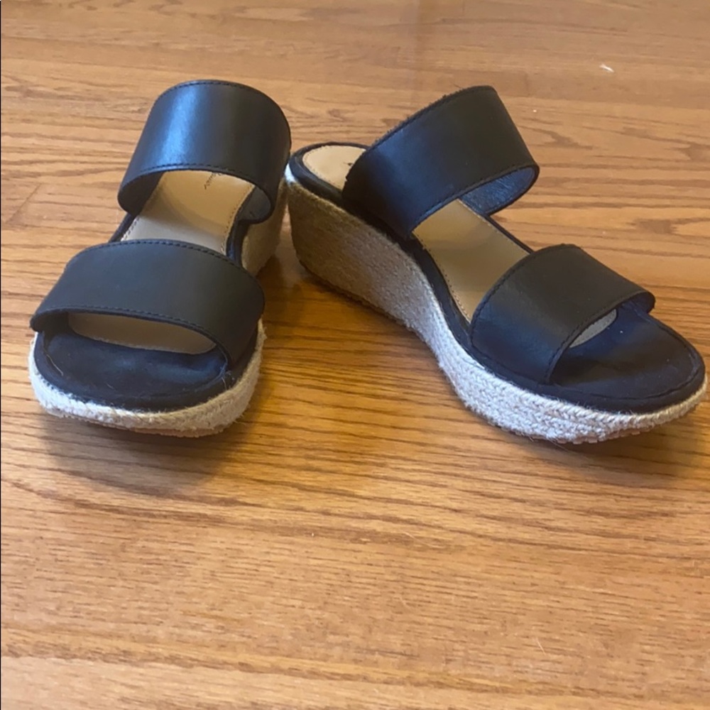 Black wedge sandal